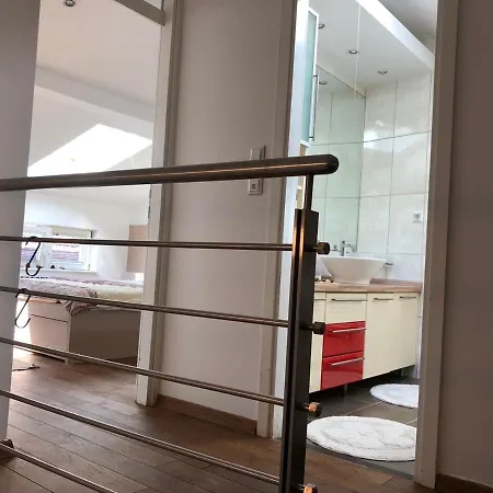 بيت للعطل Danin With Free Garage,stari Grad *