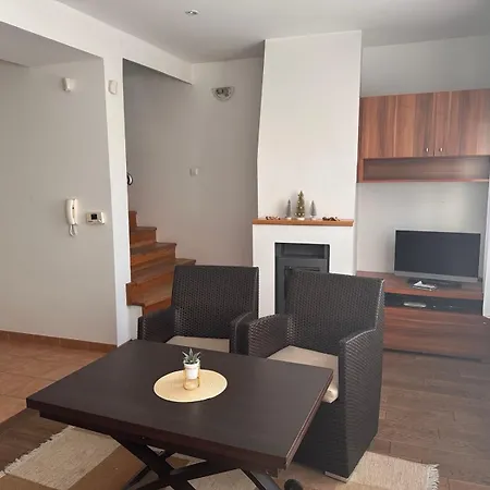 Danin With Free Garage,stari Grad *